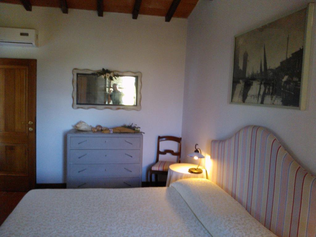 Bed and Breakfast La Locanda Di Filo à Lido di Camaiore Chambre photo
